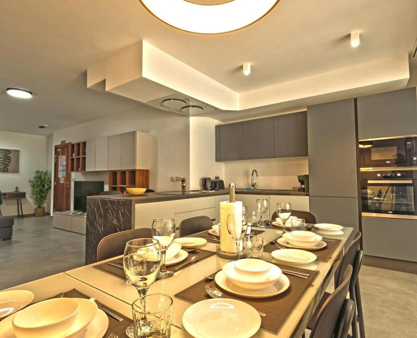 Rb3 - Centrally Located Luxurious Apartment Sliema 0*,