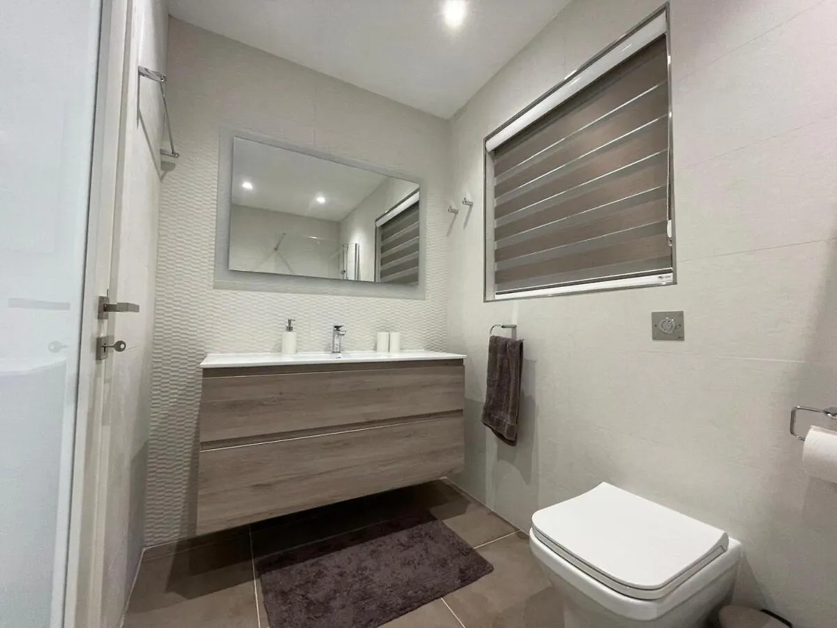 Rb3 - Centrally Located Luxurious Apartment Sliema